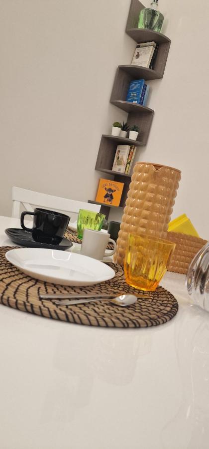 Appartamento B&B La Dimora Di Parthenope Napoli Ngoại thất bức ảnh