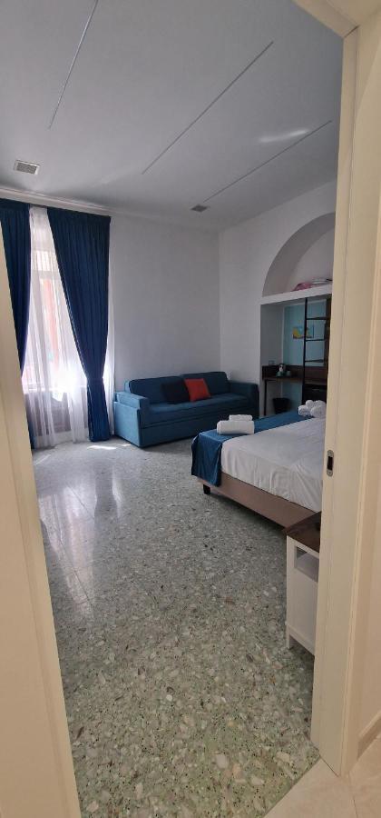 Appartamento B&B La Dimora Di Parthenope Napoli Ngoại thất bức ảnh