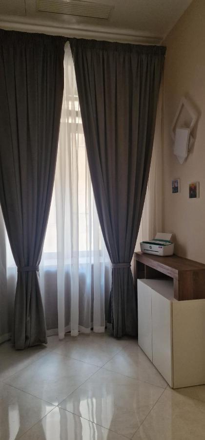 Appartamento B&B La Dimora Di Parthenope Napoli Ngoại thất bức ảnh
