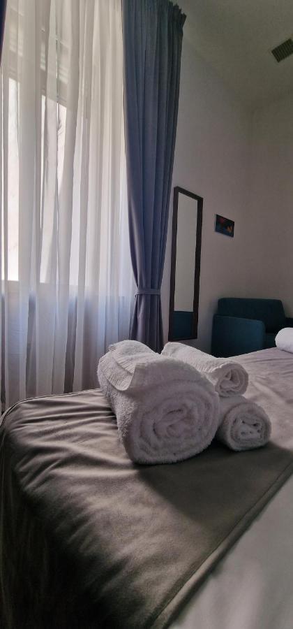Appartamento B&B La Dimora Di Parthenope Napoli Ngoại thất bức ảnh