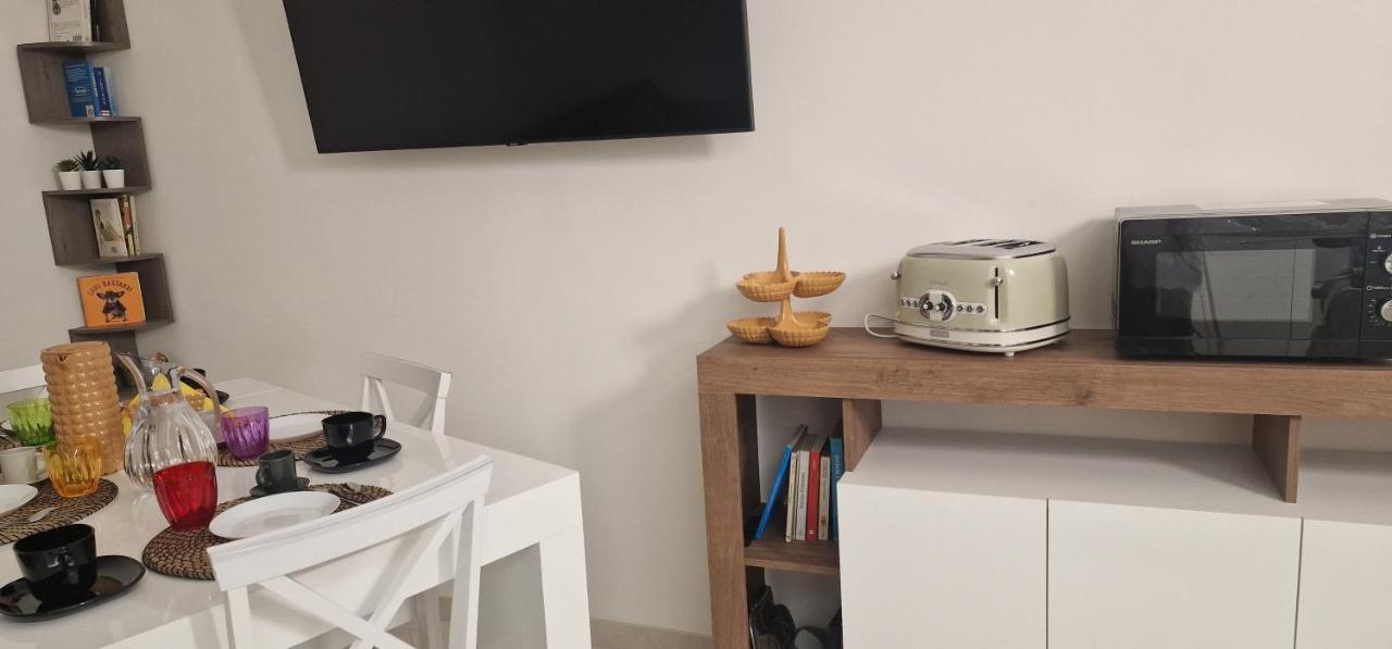 Appartamento B&B La Dimora Di Parthenope Napoli Ngoại thất bức ảnh