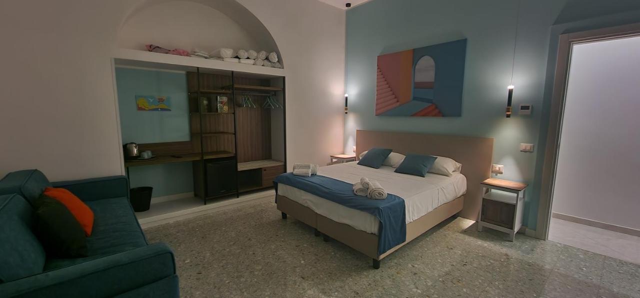 Appartamento B&B La Dimora Di Parthenope Napoli Ngoại thất bức ảnh