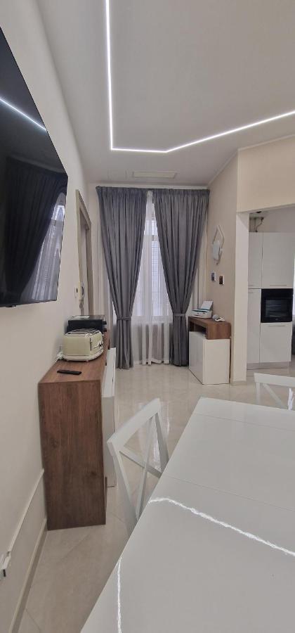 Appartamento B&B La Dimora Di Parthenope Napoli Ngoại thất bức ảnh