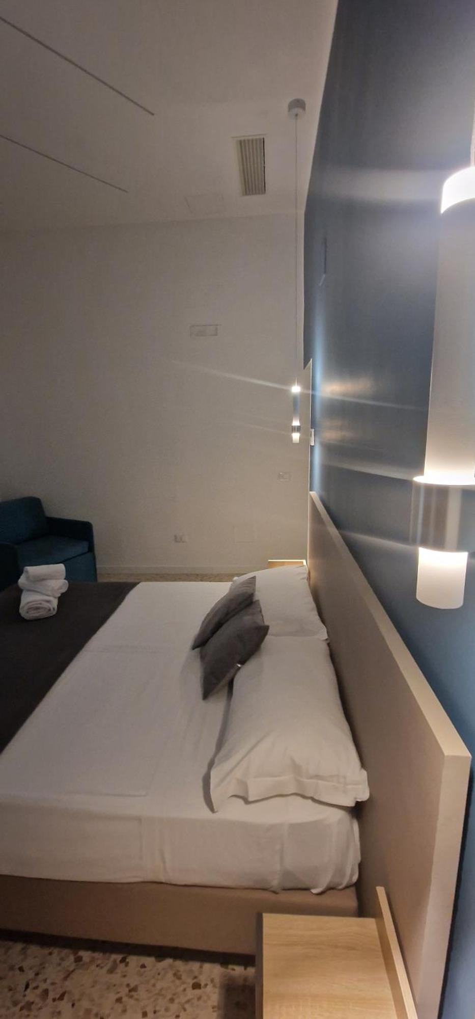 Appartamento B&B La Dimora Di Parthenope Napoli Ngoại thất bức ảnh
