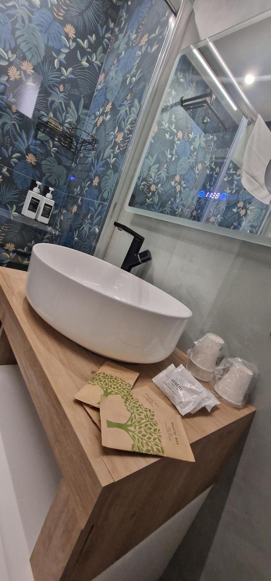 Appartamento B&B La Dimora Di Parthenope Napoli Ngoại thất bức ảnh